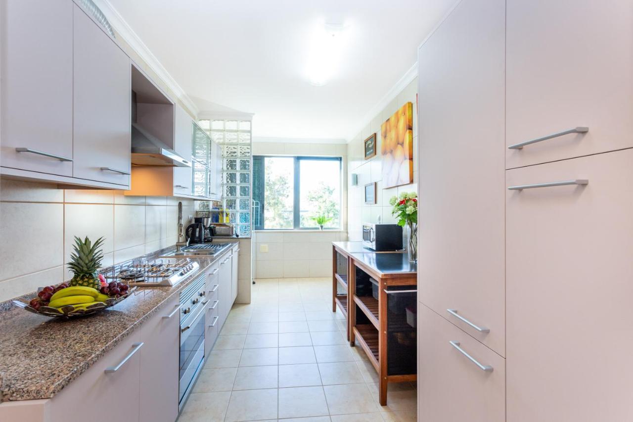 Sacha'S Sweet Home, Lovely 2 Bedroom Apartment, Walking Distance To Town, Beach And Marina لاغوس المظهر الخارجي الصورة