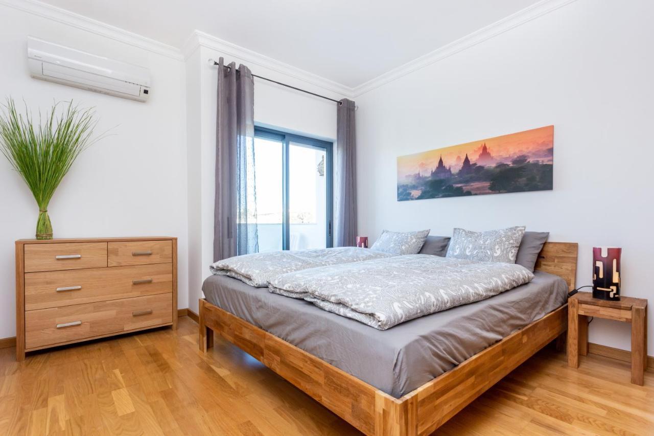 Sacha'S Sweet Home, Lovely 2 Bedroom Apartment, Walking Distance To Town, Beach And Marina لاغوس المظهر الخارجي الصورة